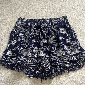Flowy shorts